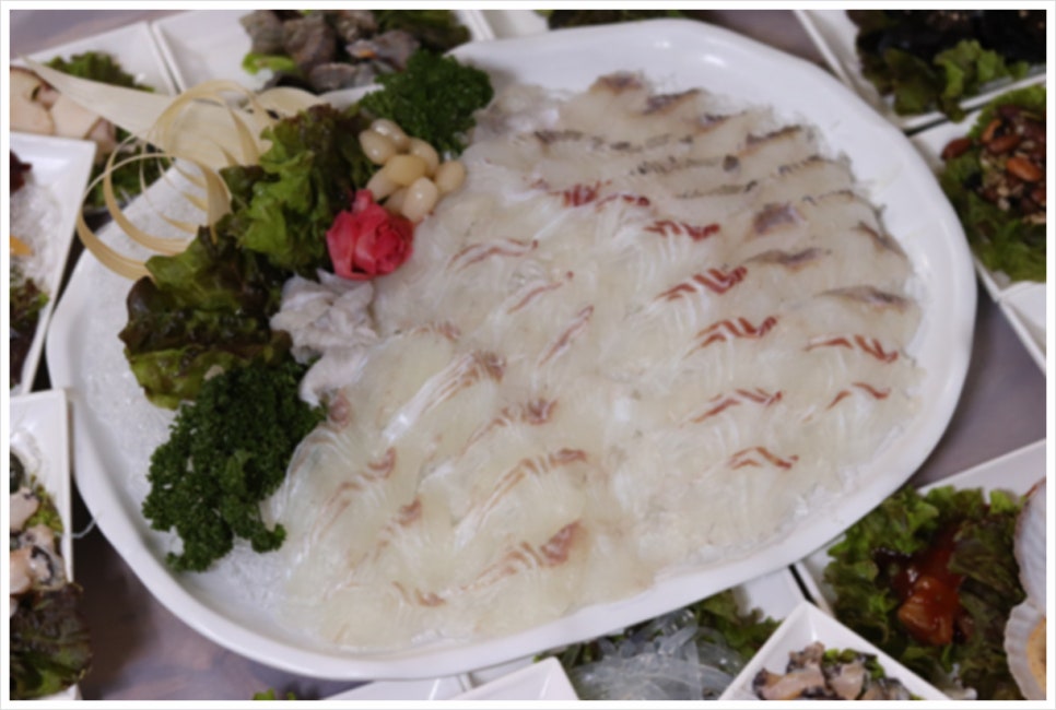 항구횟집 이미지