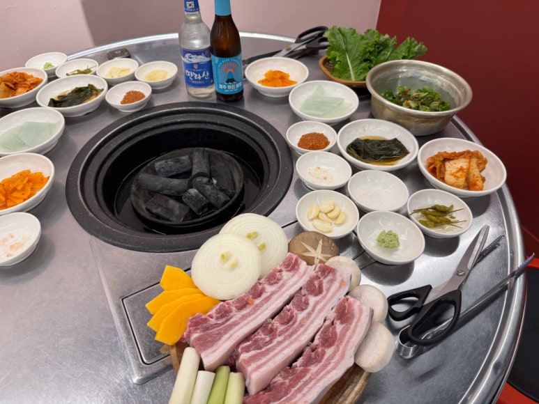 제주산숯불구이 이미지