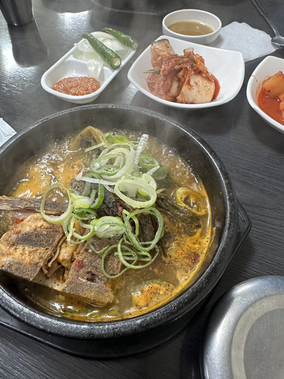 얼큰이 순대국 감자탕 이미지