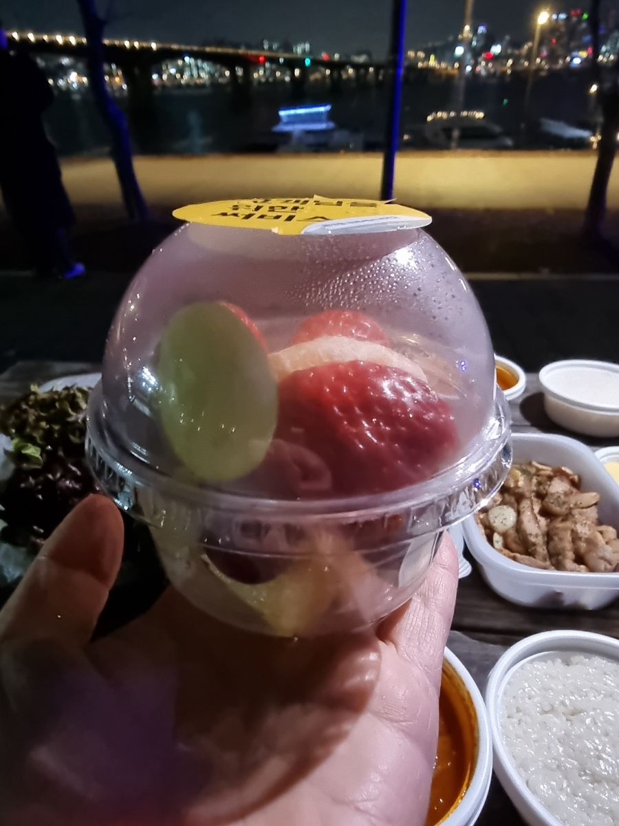 랜덤푸드 영등포구청점 사진 8