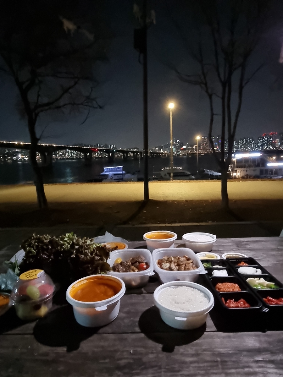 랜덤푸드 영등포구청점 대표 사진