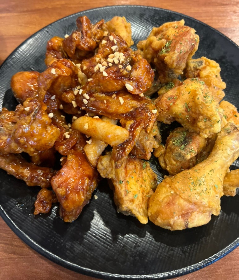 짱이야분식 이미지