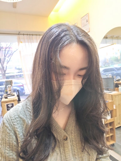 지예스샬롱 이미지