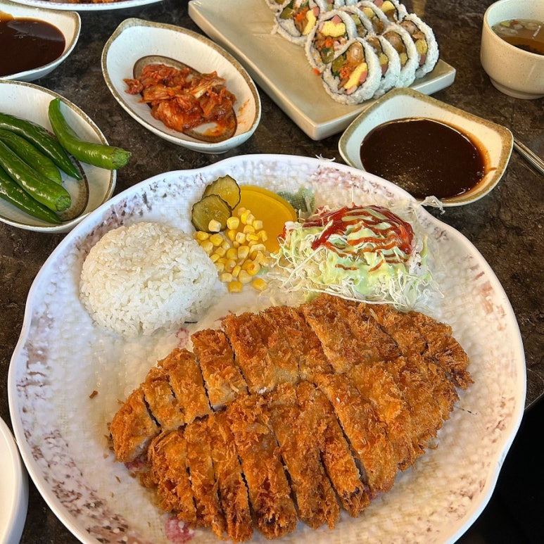 추억의왕김밥 이미지