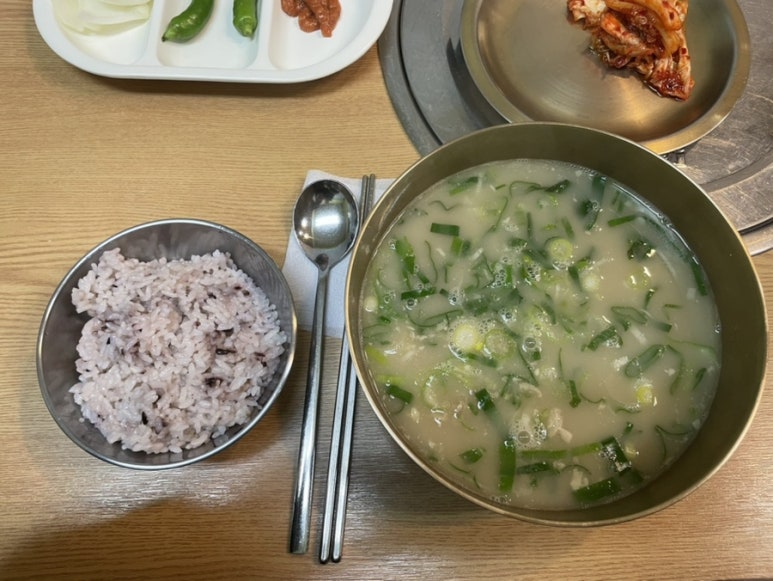 오로지닭곰탕 이미지