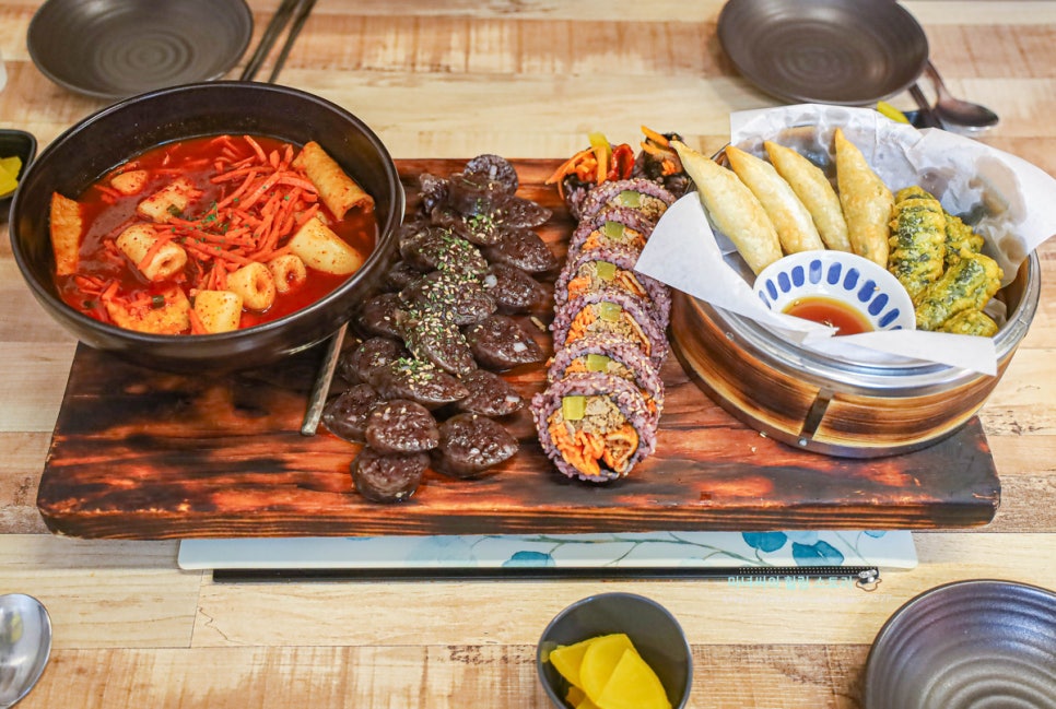 날아라 떡볶이 이미지