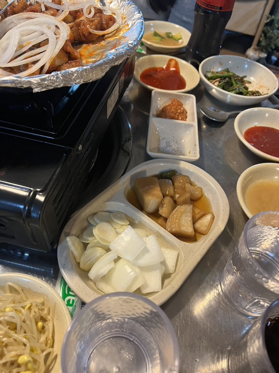 꿀꿀이왕십리곱창 이미지