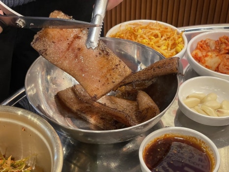 풍성한뒷고기 이미지