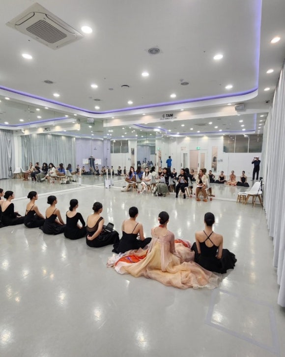 온무용학원 이미지