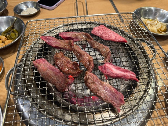 오늘도한우월성 이미지