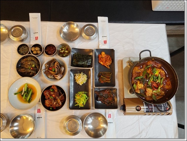 정다운식당 이미지