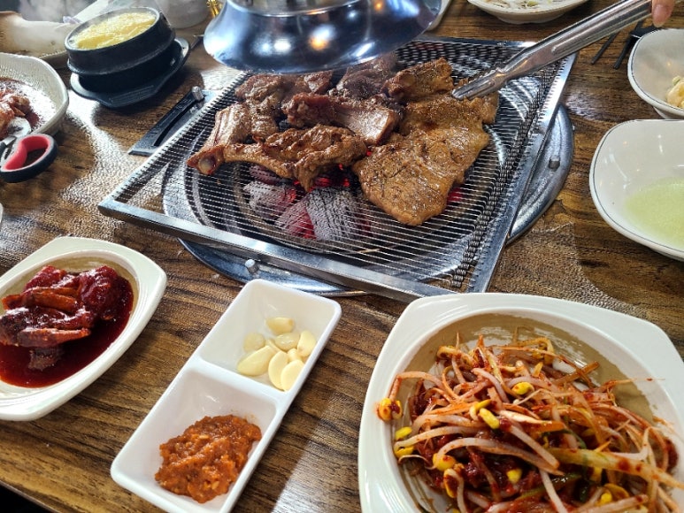 동감숯불갈비 이미지