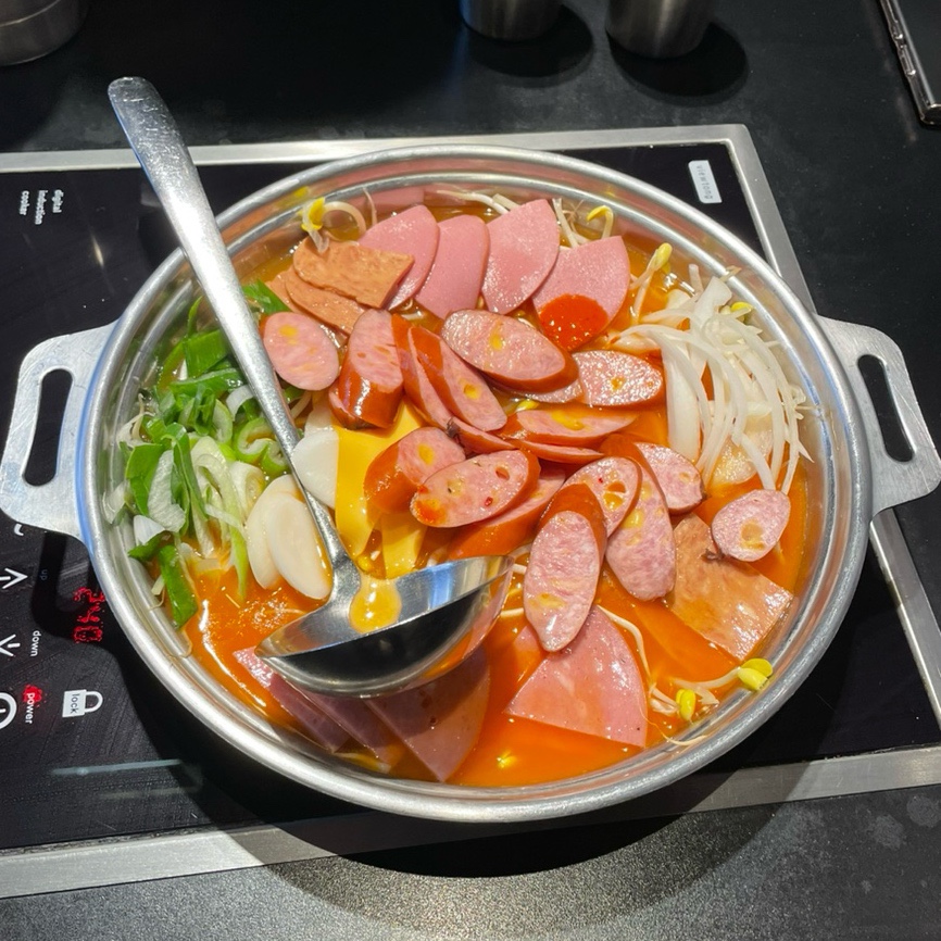 JVL 부대찌개 현대시티아울렛 동대문점 이미지