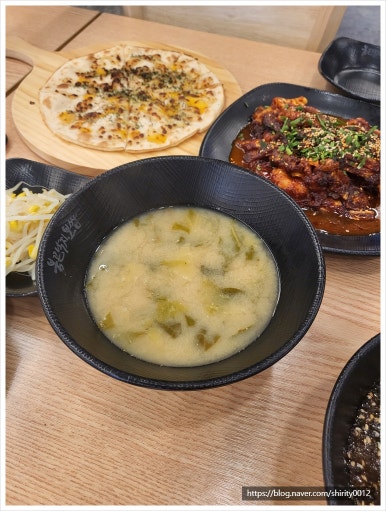 불끈낙지보쌈전주역점 이미지