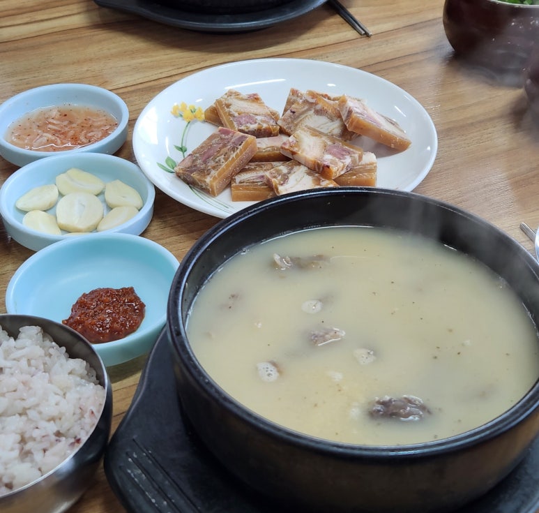 무봉리토종순대국 영통점 사진 8