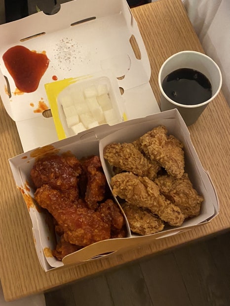 비에이치씨 역삼스타점 이미지