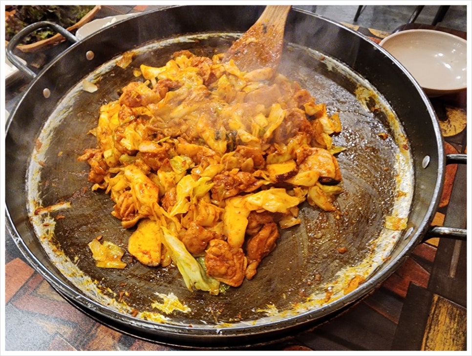 춘천꼬꼬닭갈비 이미지