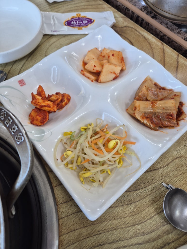 순천만우리밀해물칼국수 이미지