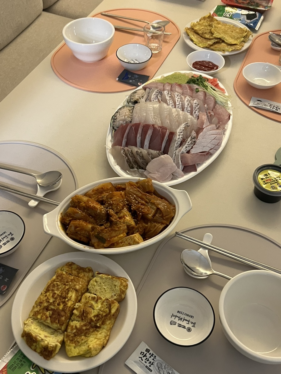 부엉이식당 이미지
