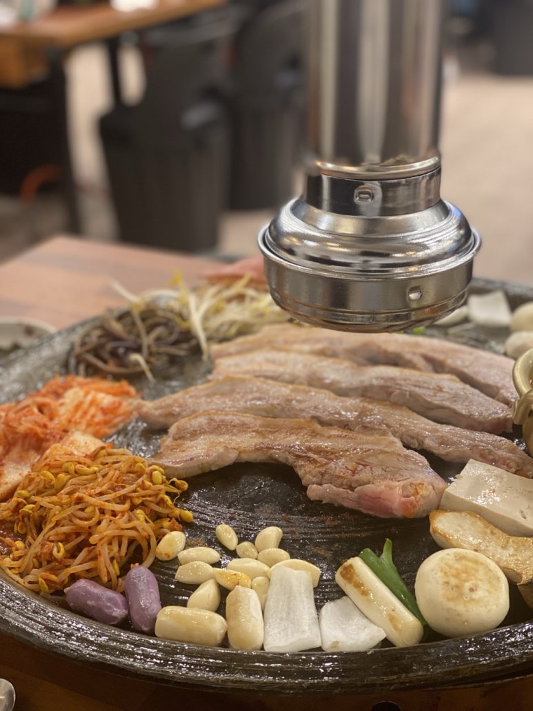 60판왕뚜껑삼겹살화성 이미지