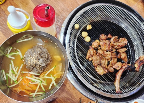 진미숯불돼지갈비 이미지
