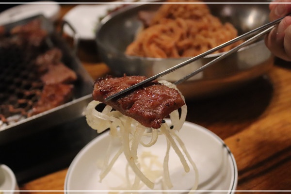 참나무 숯왕갈비 이미지