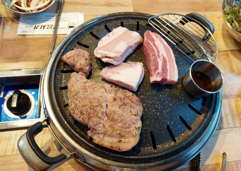 지글보글연탄구이 이미지