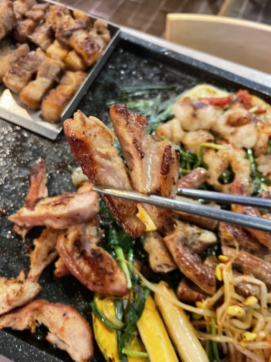 얌얌식당 이미지