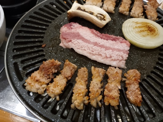 돌쇠네식육식당 이미지