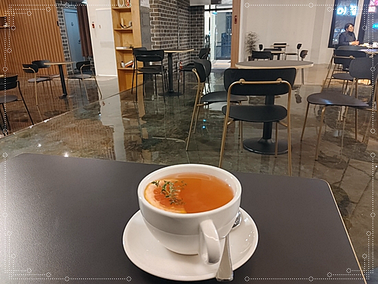 플로스카페 이미지