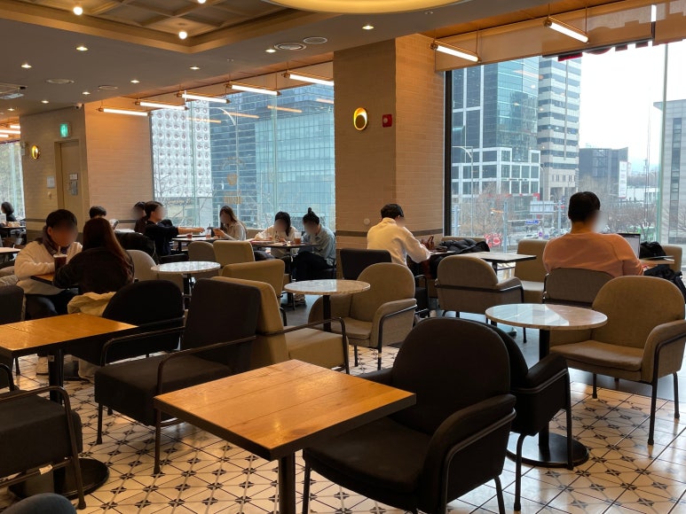 투썸플레이스 강남역중앙점 이미지
