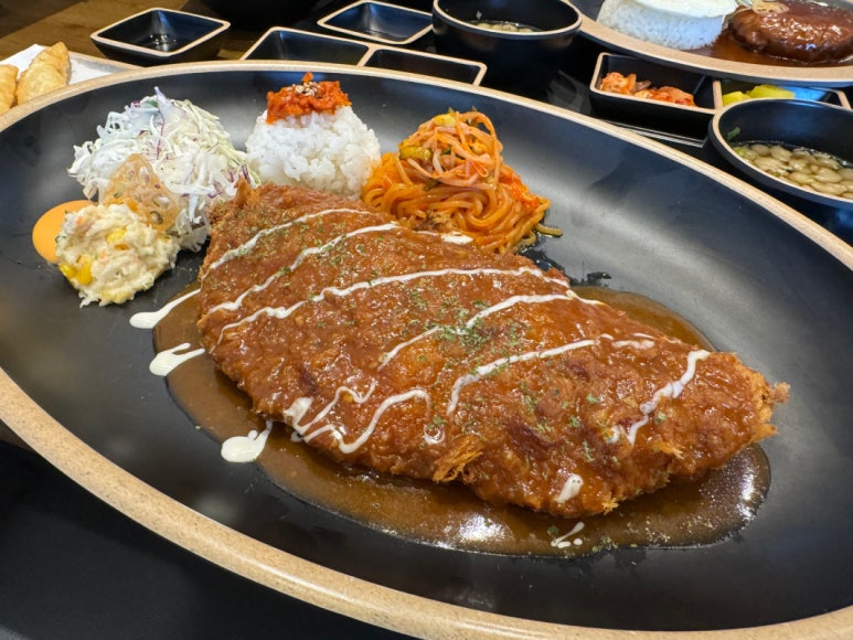 진주돈까스 이미지