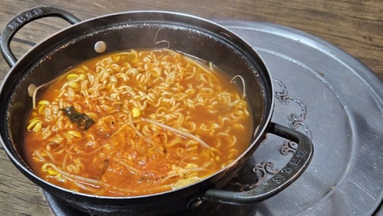 부가네얼큰이효돈점 사진 6