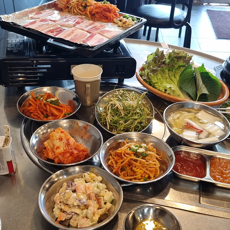 삼거리고깃집 이미지