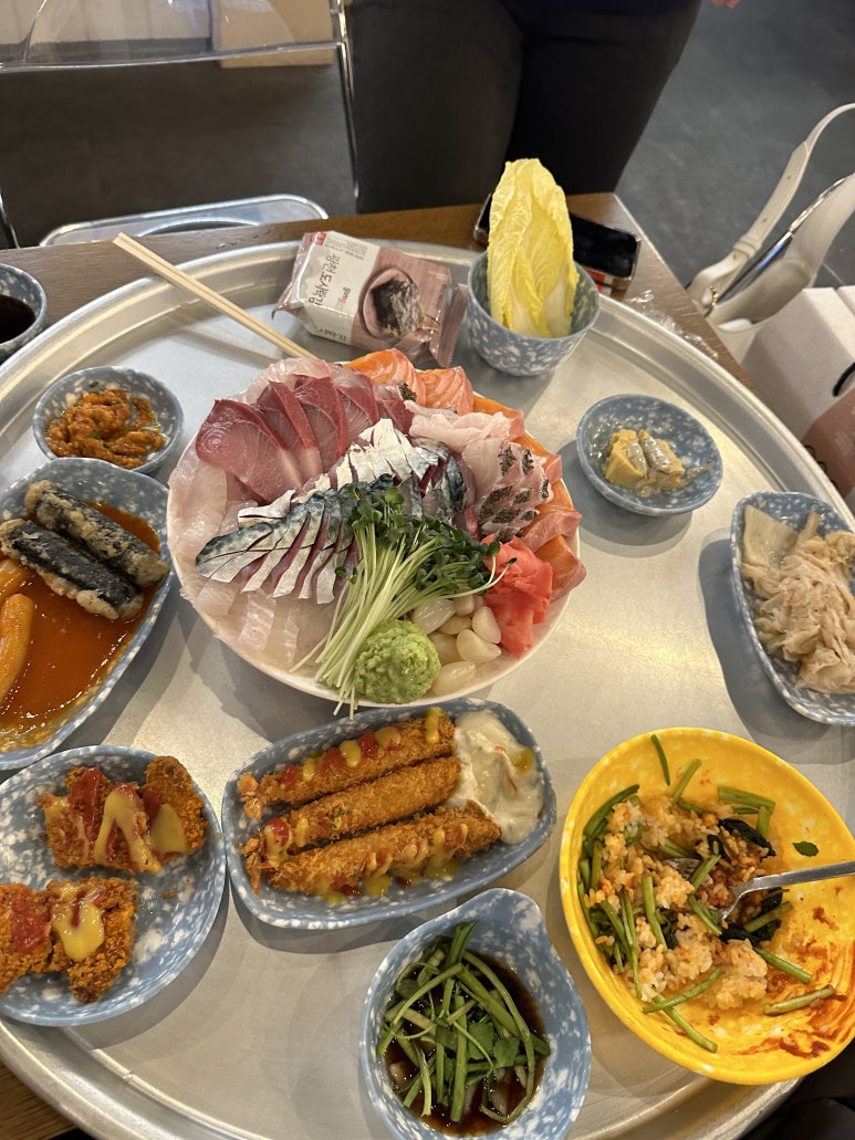푸른회전문 이미지
