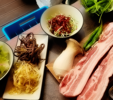 향토 무쇠솥뚜껑구이 이미지