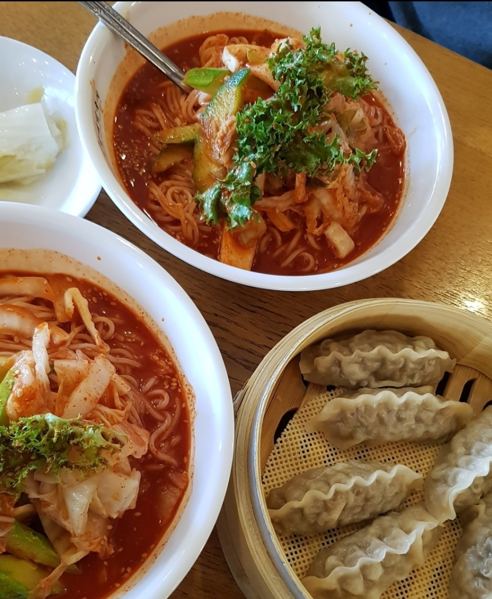 망향비빔국수 이미지