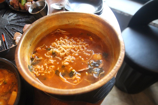 한판숯불구이 이미지