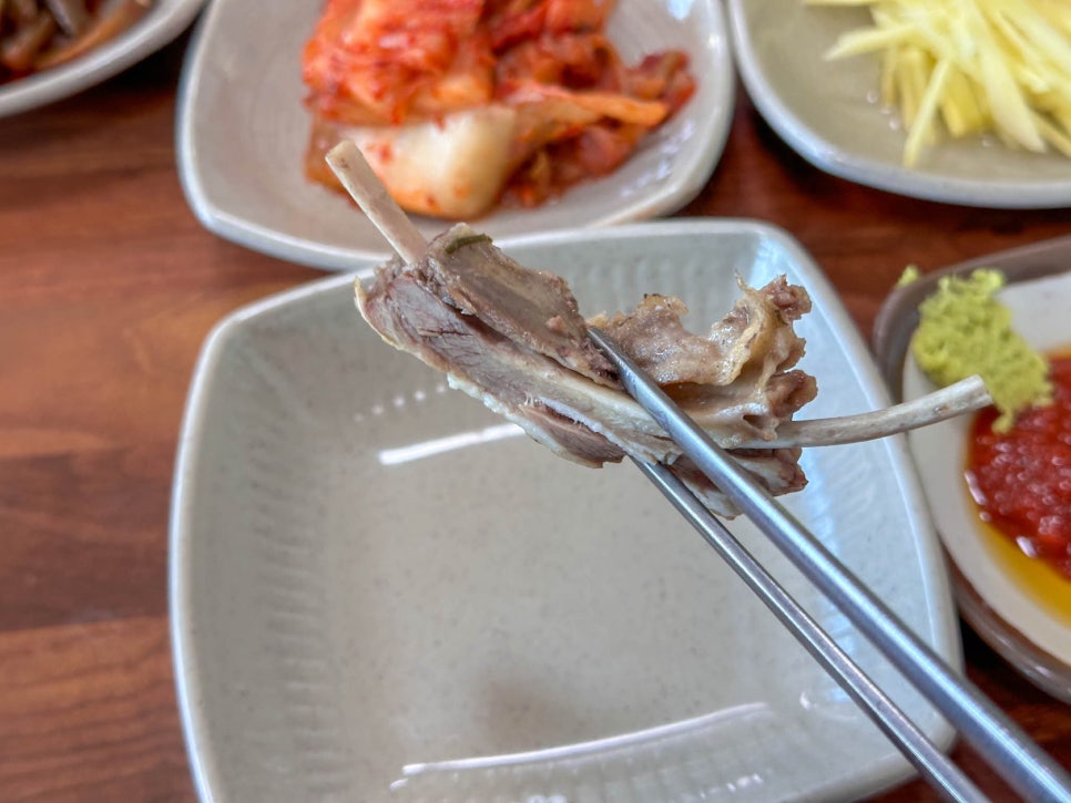 청솔흑염소 이미지