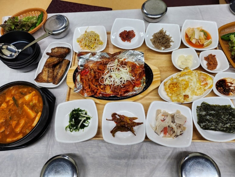 그집 식당 이미지