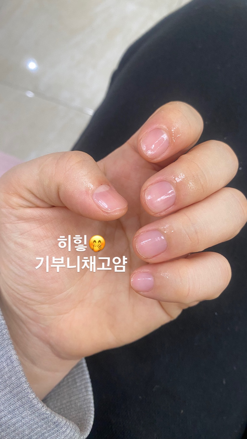 더나봄네일 이미지