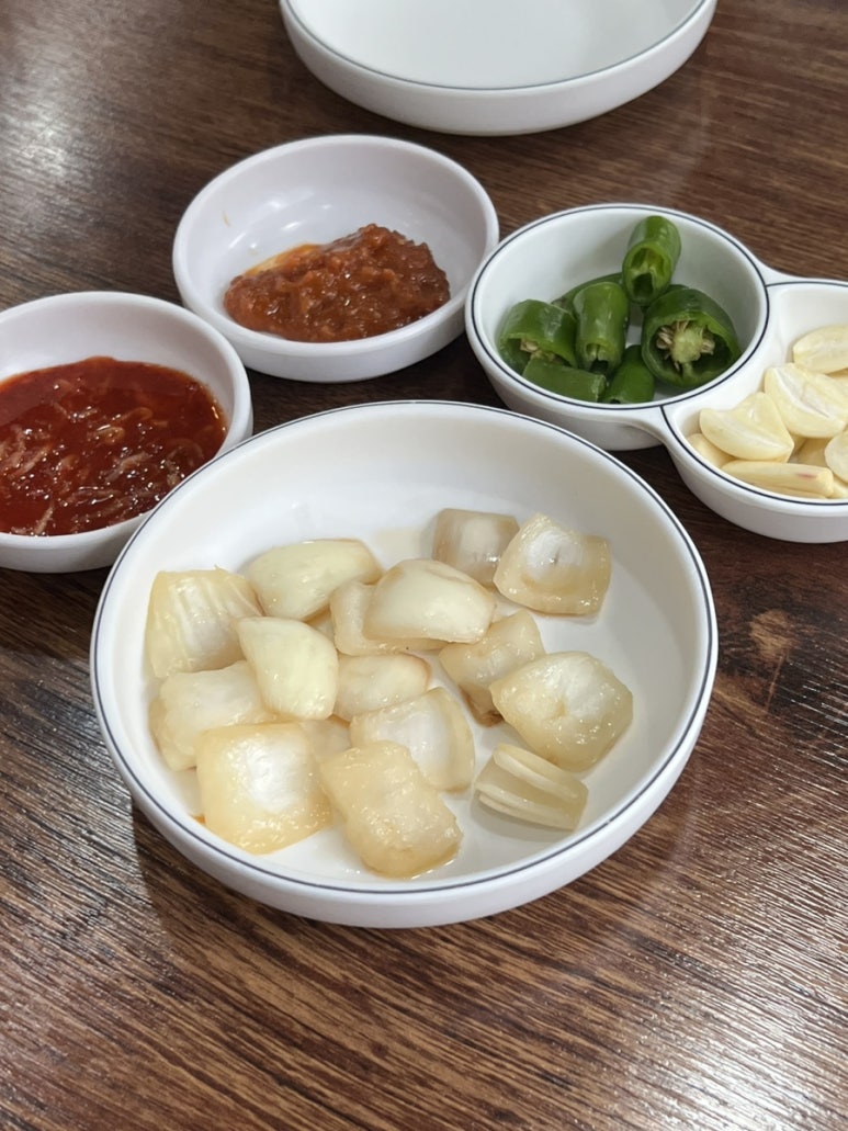 본할머니보쌈 이미지