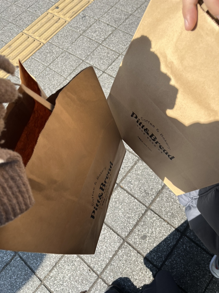 피트 앤 브레드 양재점 이미지