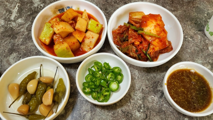 30년한고집돌솥순대국 이미지
