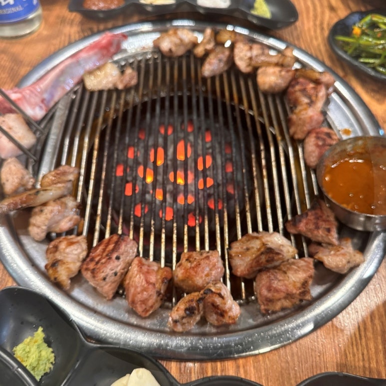 고기곳간 이미지