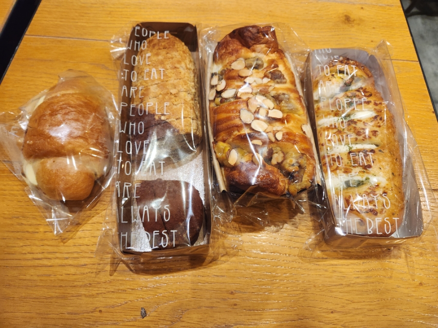 피트 앤 브레드 양재점 이미지