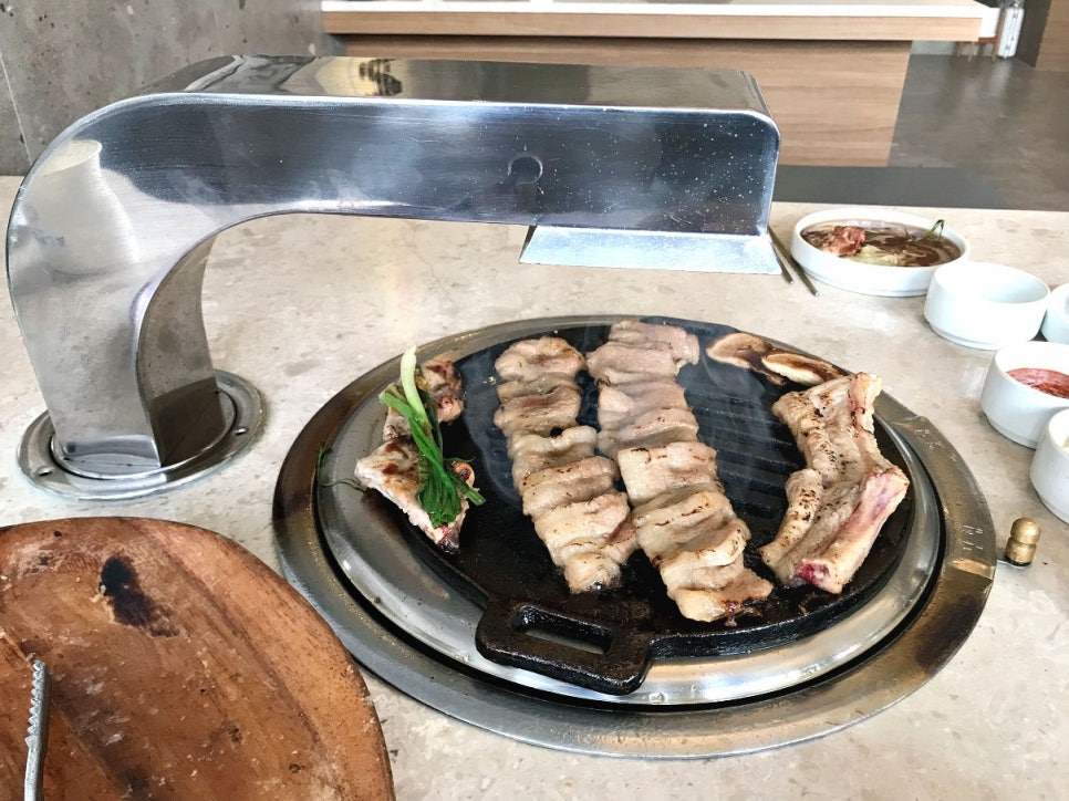 찐 숯불갈비 이미지