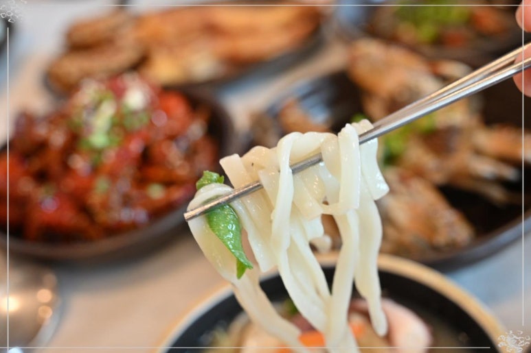 몽돌이해물칼국수 이미지