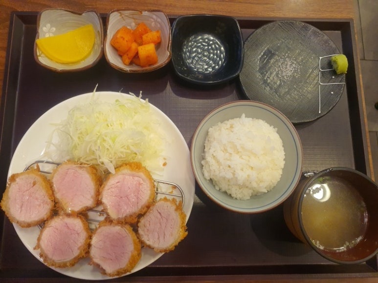 돈카츠서구 이미지