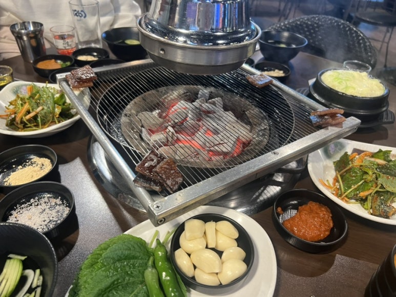 홍가숯불신꼼장어 이미지